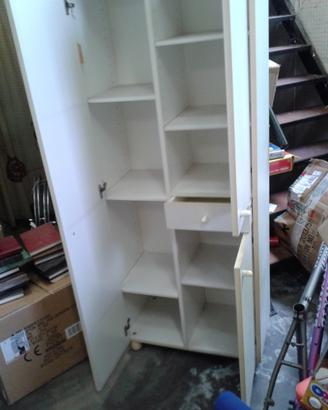 Portalucidadrice con mensole