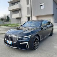 BMW 745 PLUG-IN SERIE M 