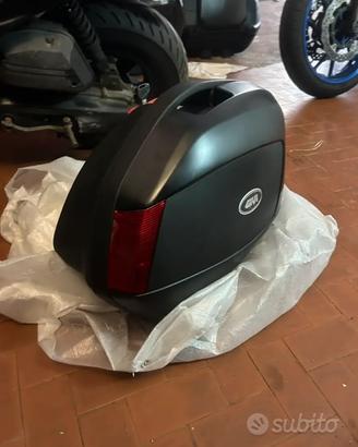 Valigie rigide laterali Givi V35