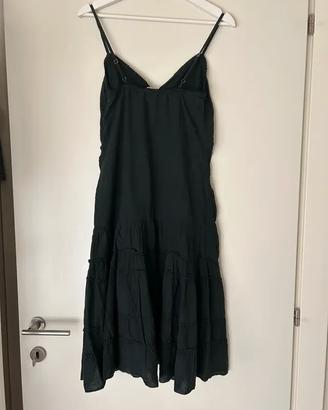 Abito midi nero con balze