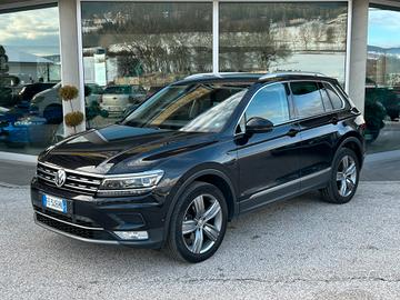 Volkswagen Tiguan 2.0 TDI DSG 4MOTION Executive "