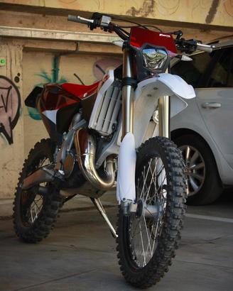 Nuova Fantic Motor XE 125 2T