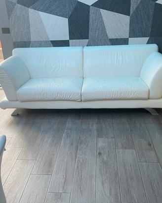 Divano cm 220 lunghezza cm 80 profondità