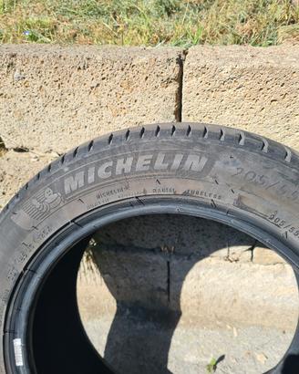 4 gomme estive michelin 205/55 R 16