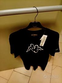 t-shirt nera kappa