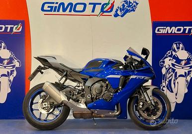 YAMAHA R1