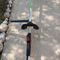Decespugliatore a benzina