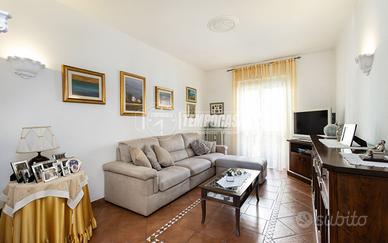 3 LOCALI CON DOPPI SERVIZI