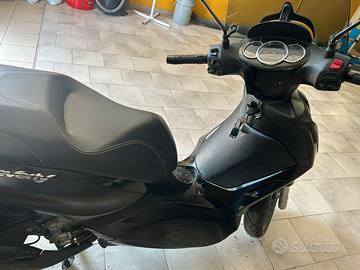 Beverly Piaggio 300 anno 2015