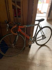 Bicicletta corsa