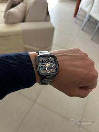 Rado true square skelaton