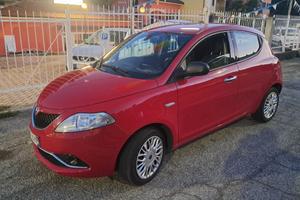 LANCIA Ypsilon 1.2 Gold