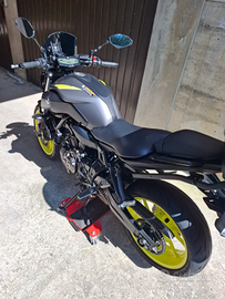 Yamaha mt-07