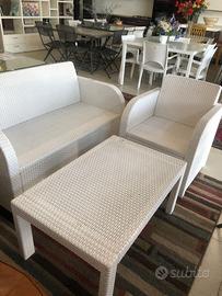 Set mobili da giardino