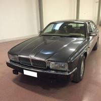 JAGUAR Daimler Sovereing 4.0