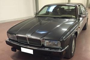 JAGUAR Daimler Sovereing 4.0