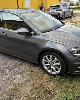 Volkswagen Golf  5p. 1.6 Bluemotion executive 2018