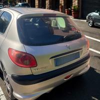 Peugeut 206