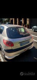 Peugeut 206