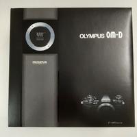 Olympus OMD E-M5 Mark II con obiettivo 14-150 II