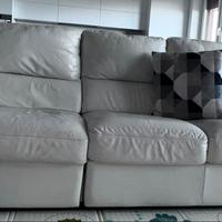 Divano in Pelle Color Champagne