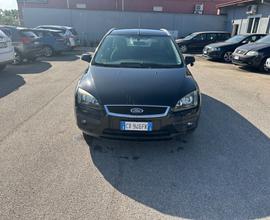 Ford Focus CC Focus C-Max 1.6 TDCi (90CV) Ghia