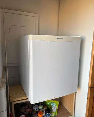 Mini Freezer Hisense FV39D4AW1