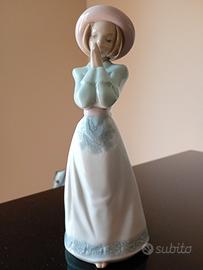 statuina Nao-Lladro 