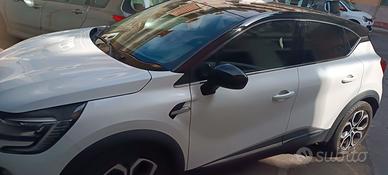 Renault Captur full Hybrid anno 2022