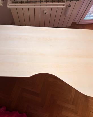 Scrivania moderna grande con lato stondato e sedia