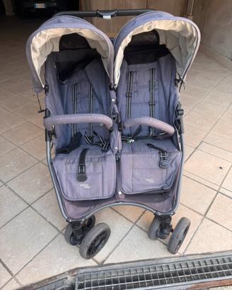Passeggino gemellare usato