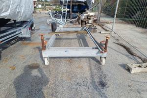 3 carrelli per barche da stazionamento