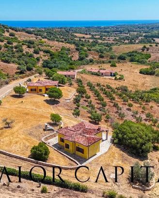 Siniscola | Capo Comino | Due ville in posizione p