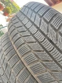 Gomme  Continental 225 60 R18