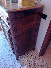 credenza antica parmigiana