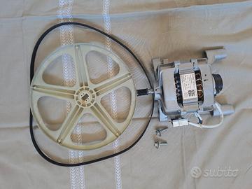 motore lavatrice con cinghia e puleggia