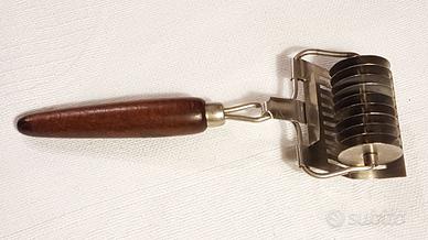 Tagliapasta e taglia Erbe Svedese Vintage