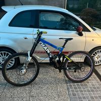 bicicletta Giant