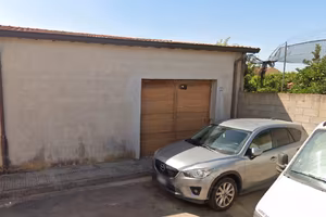 N. 2 Frabbicati, con terreno edificabile