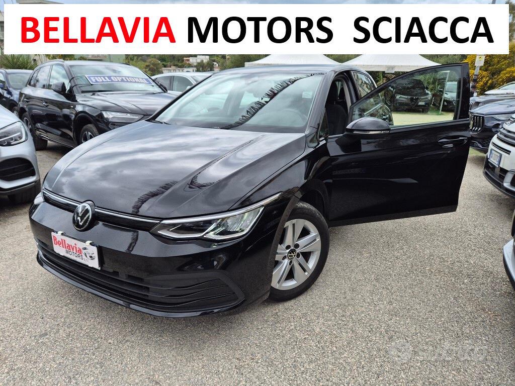 VOLKSWAGEN Golf 8ª serie