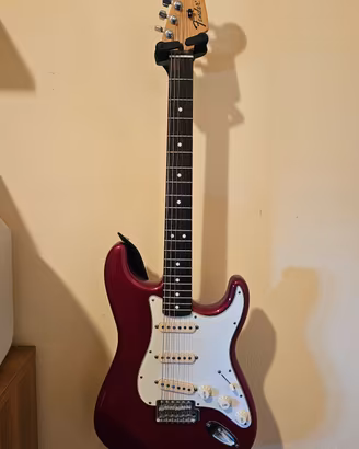 Fender Stratocaster Midnight Wine Made in Mexico