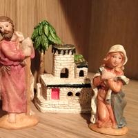 2 Statuine Presepe con Casetta e Palma 