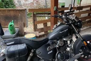 moto custom