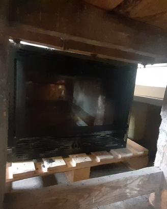 Inserto stufa per caminetto