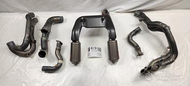 SISTEMA DI SCARICO RACING AKRAPOVIC PER DUCATI PAN