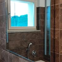Specchio da bagno illuminato