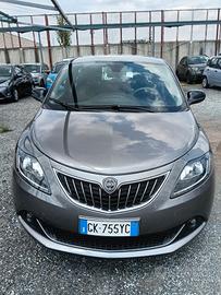 Lancia Ypsilon 1.0 FireFly 5 porte S&S Hybrid Ecoc