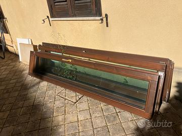 Infissi usati in buono stato