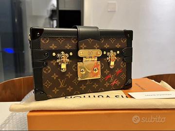 LOUIS VUITTON PETITE MALLE Lv Borse Abbigliamento e Accessori In vendita a Trento