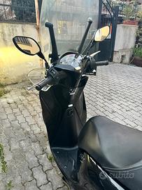 Scooter Honda Sh150